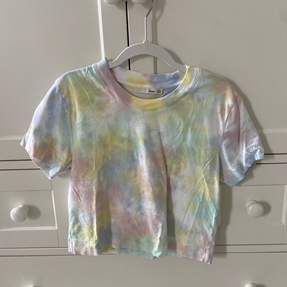 Cropped Aritzia Rainbow Tie Dye TShirt